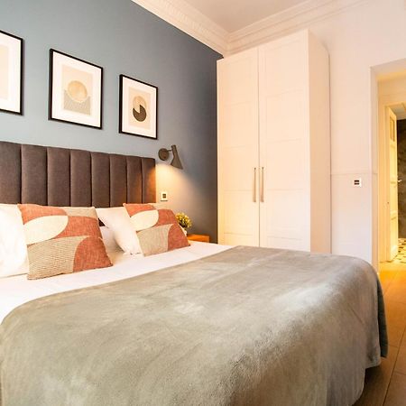 Apolo En Madrid Apartment Exterior photo